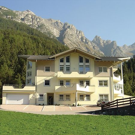 Appartementhaus Pinnisblick Neustift im Stubaital Eksteriør billede
