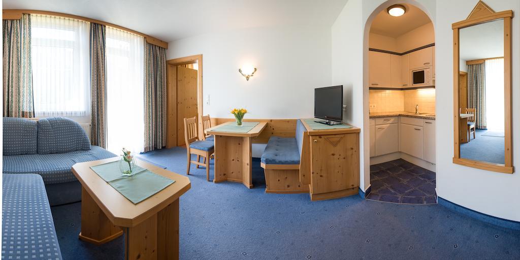 Appartementhaus Pinnisblick Neustift im Stubaital Værelse billede