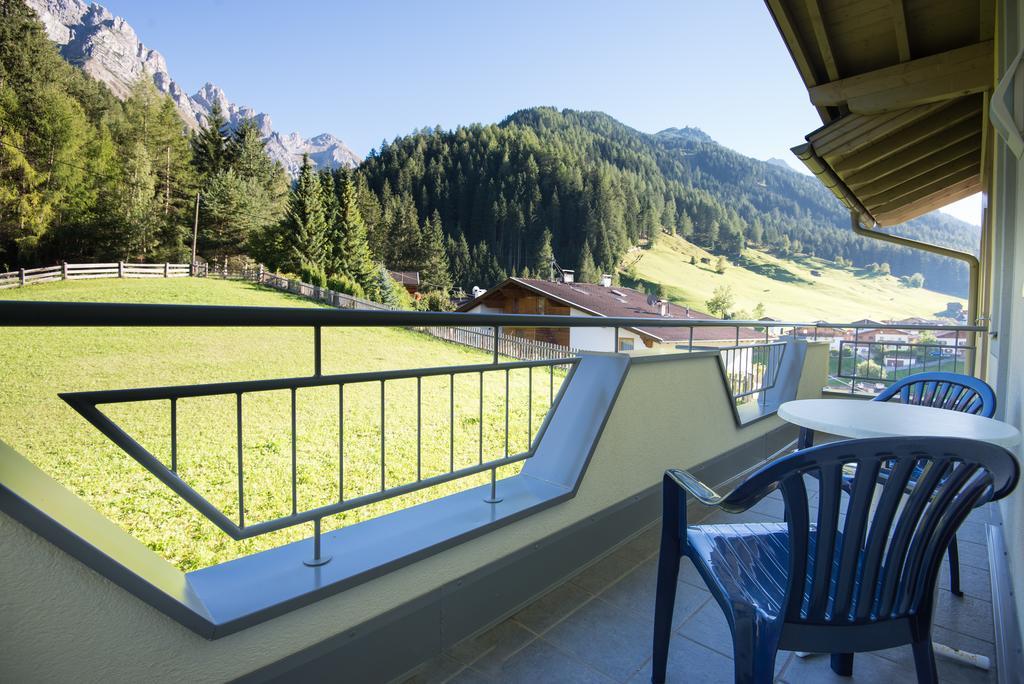 Appartementhaus Pinnisblick Neustift im Stubaital Eksteriør billede